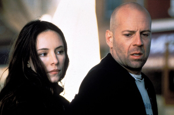 Кадр из фильма 12 обезьян