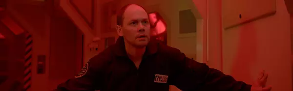 Кадр из фильма Космос. Смерть. Роботы