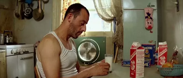 Кадр из фильма Леон