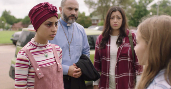 Кадр из фильма Чудеса случаются