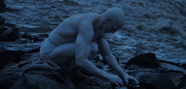 Кадр из фильма Прометей