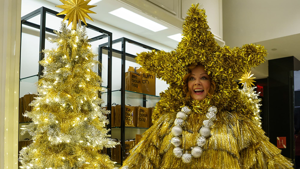 Кадр из фильма Джинн