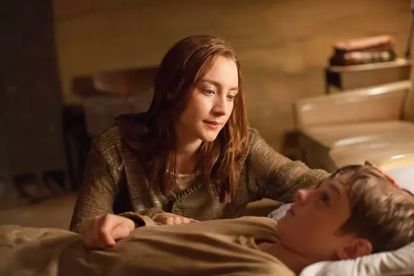 Кадр из фильма Гостья