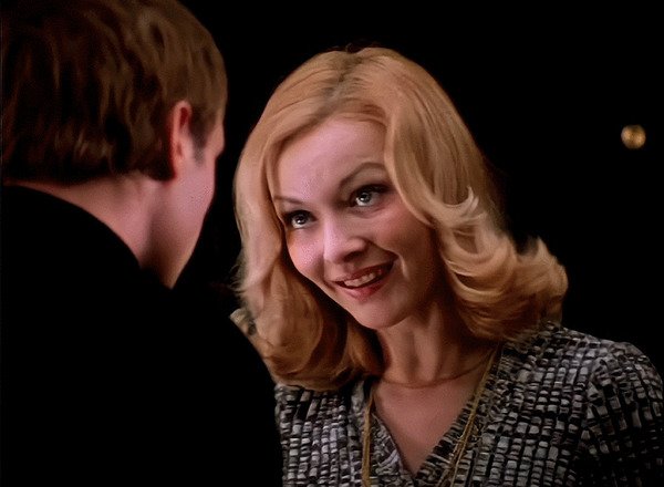 Кадр из фильма Ирония судьбы, или С легким паром!