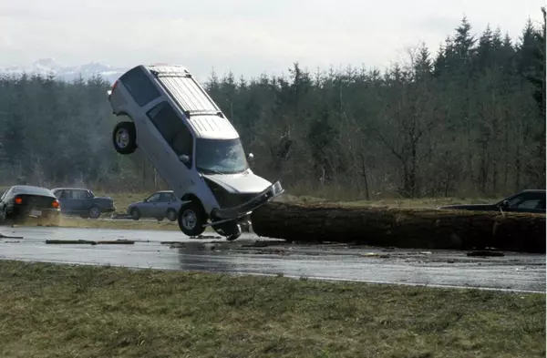 Кадр из фильма Пункт назначения 2