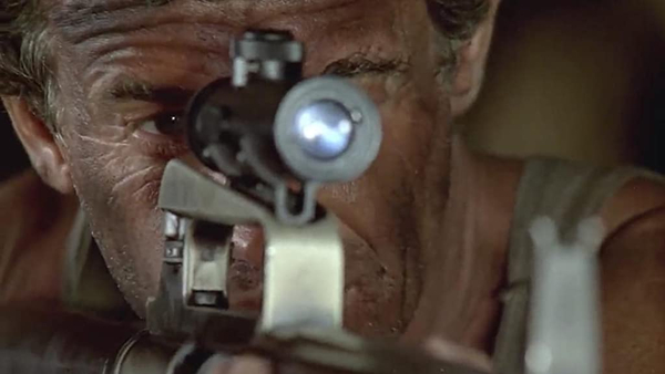 Кадр из фильма Профессионал