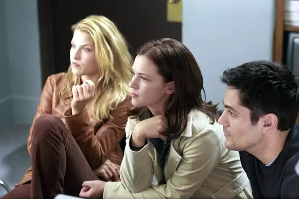 Кадр из фильма Пункт назначения 2