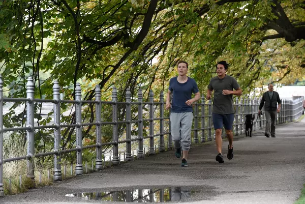 Кадр из фильма Не/смотря ни на что