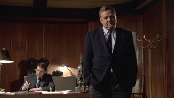 Кадр из фильма Профессионал