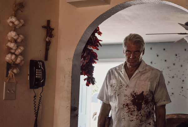 Кадр из фильма Крайне опасен