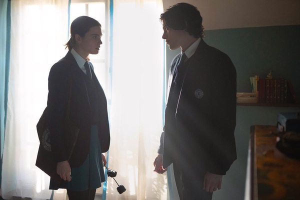 Кадр из фильма Творец слёз