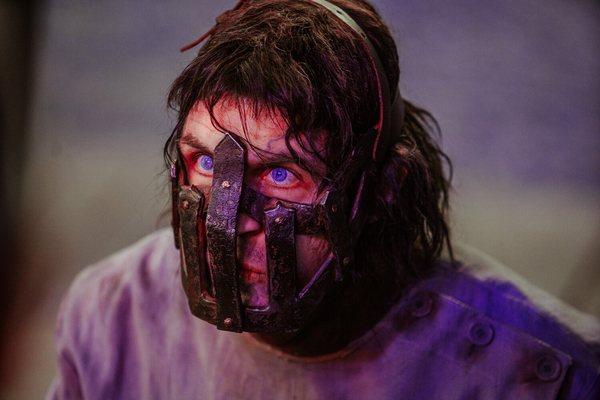 Кадр из фильма Волшебник Изумрудного города. Дорога из жёлтого кирпича