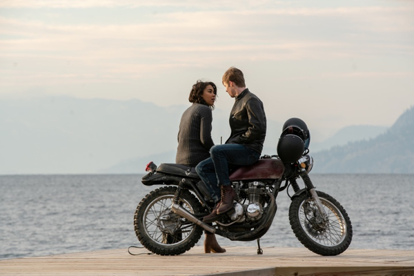 Кадр из фильма Вечность между нами