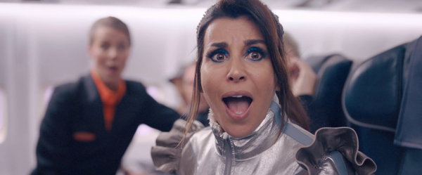 Кадр из фильма Кот и пёс