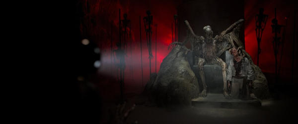 Кадр из фильма Спуск в бездну