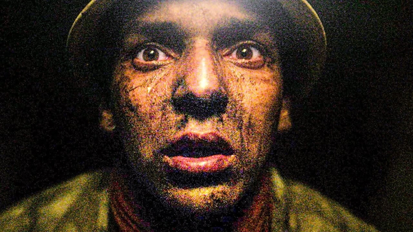 Кадр из фильма Спуск в бездну