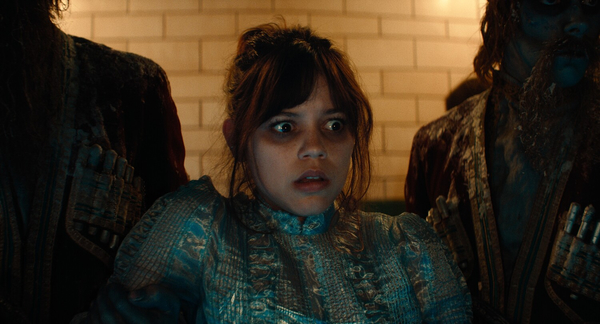 Кадр из фильма Битлджус Битлджус